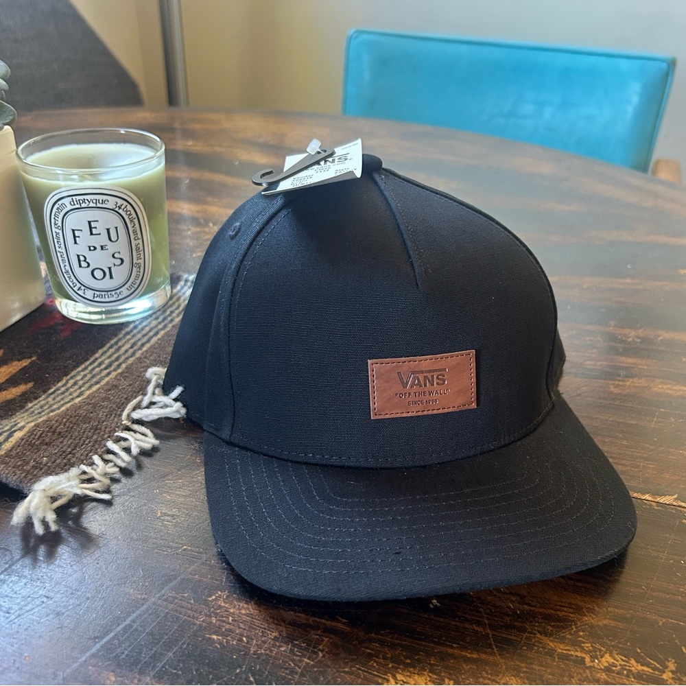 Vans Black Snapback Hat